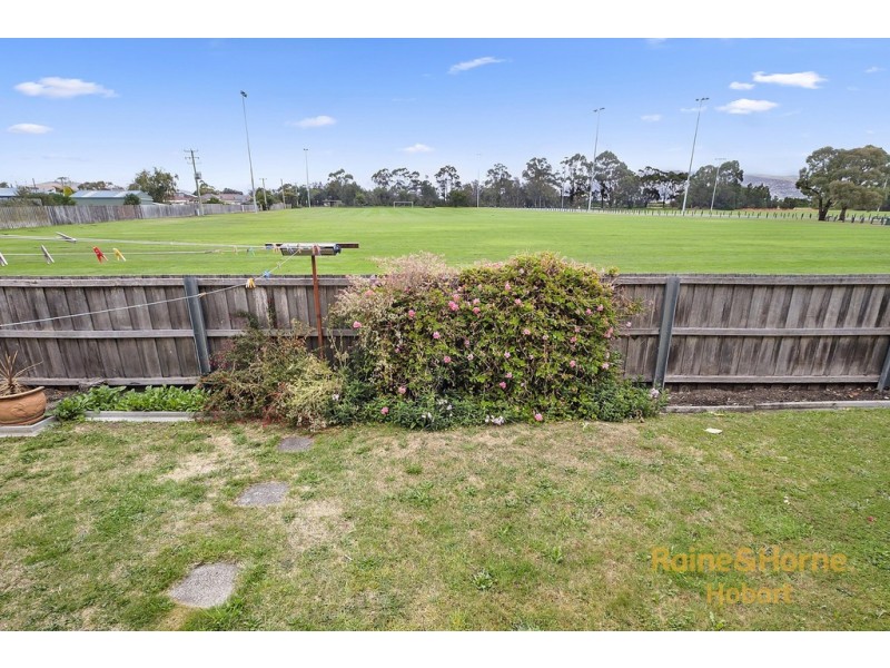 17/175 Clarence Street, Howrah TAS 7018