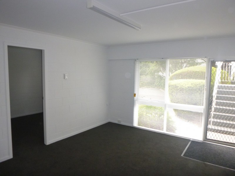 2/5 Beach Road, Sandy Bay TAS 7005