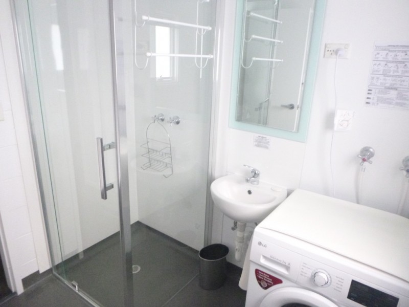 2/5 Beach Road, Sandy Bay TAS 7005