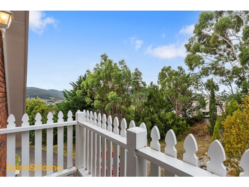 58 Hutchins Street, Kingston TAS 7050
