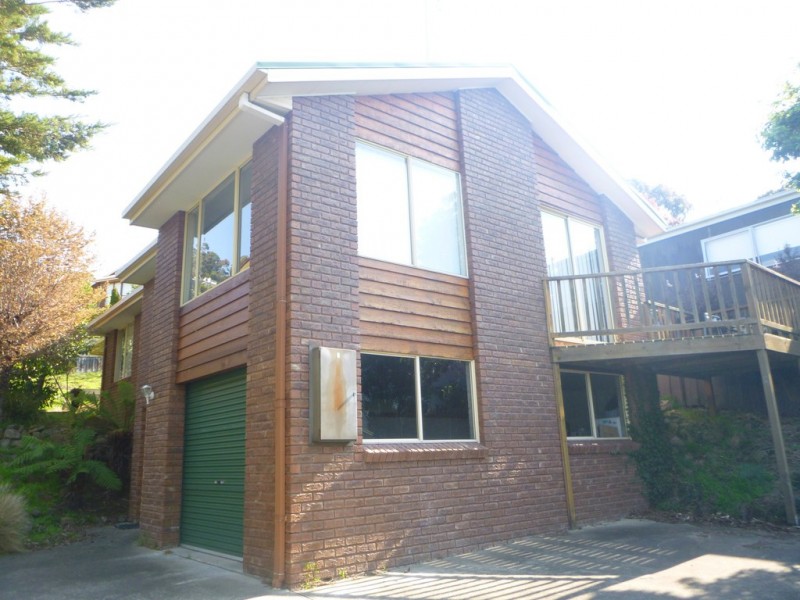2/74a Knocklofty Terrace, West Hobart TAS 7000