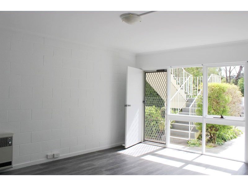 5/5 Beach Road, Sandy Bay TAS 7005