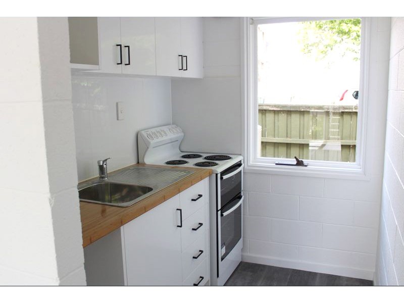 5/5 Beach Road, Sandy Bay TAS 7005