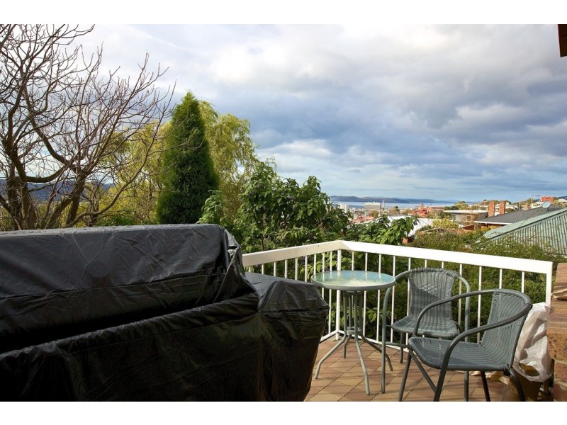 8/20 Pine Street, West Hobart TAS 7000