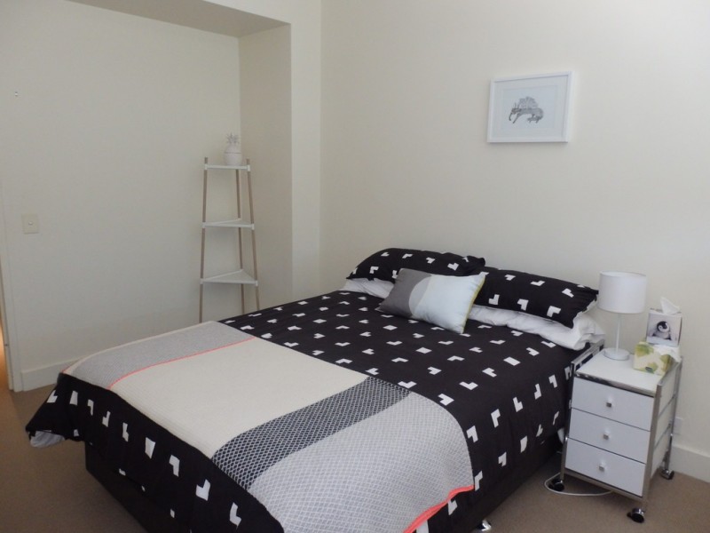 4a/33 Tower Road, New Town TAS 7008