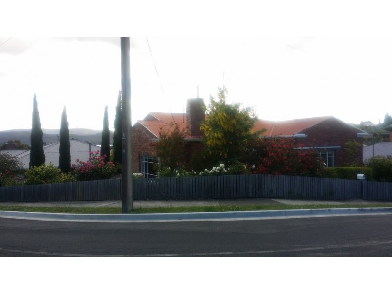 6 Edge Avenue, Lenah Valley TAS 7008
