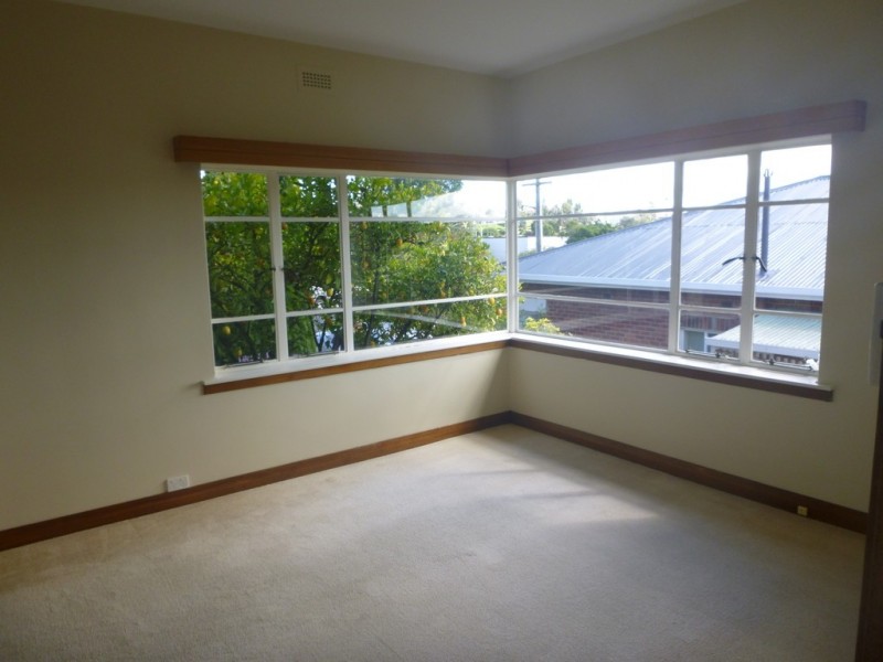 6 Edge Avenue, Lenah Valley TAS 7008