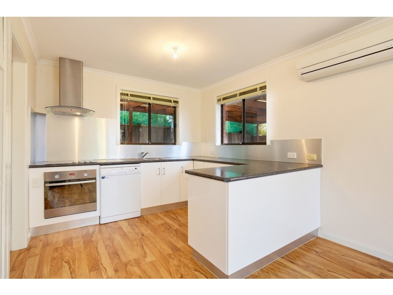 4/3b Shenstone Place, Montrose TAS 7010