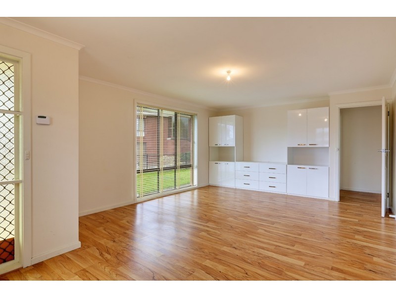 4/3b Shenstone Place, Montrose TAS 7010