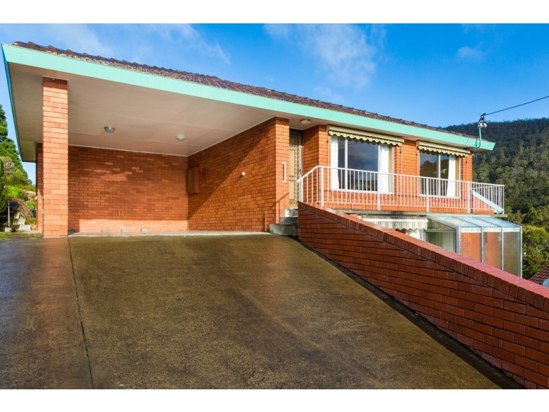 1/18 Longview Avenue, Sandy Bay TAS 7005