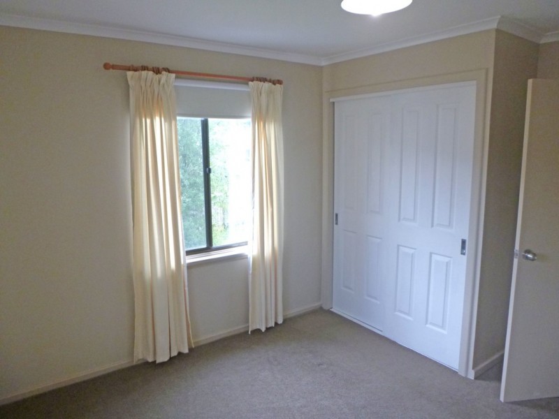 2/5 Erebus Street, Warrane TAS 7018
