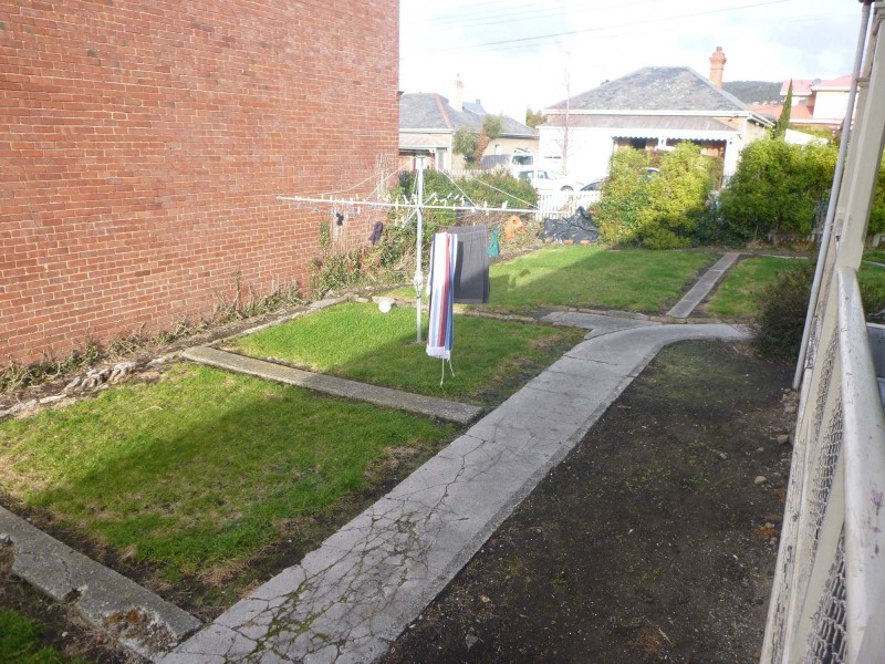 2/28 Gregory Street, Sandy Bay TAS 7005