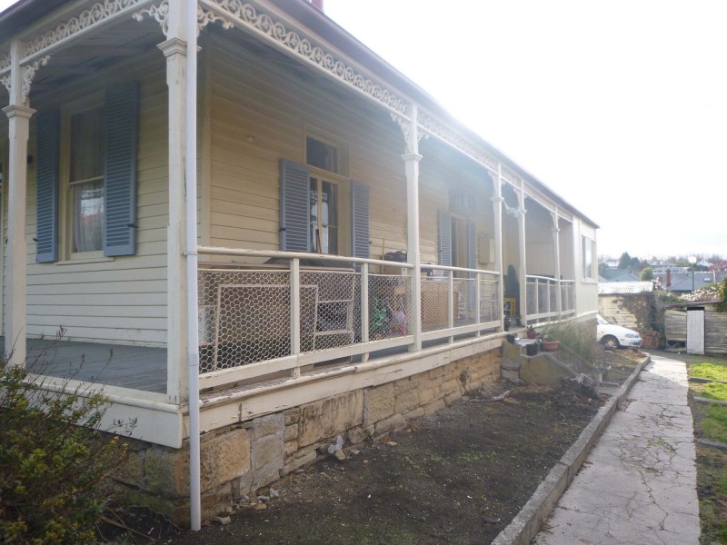 2/28 Gregory Street, Sandy Bay TAS 7005