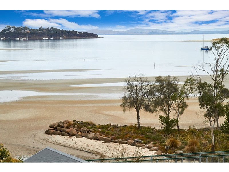 1 Richards Ave, Dodges Ferry TAS 7173
