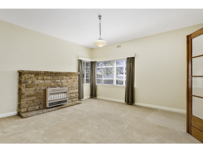 6 Edge Avenue, Lenah Valley TAS 7008