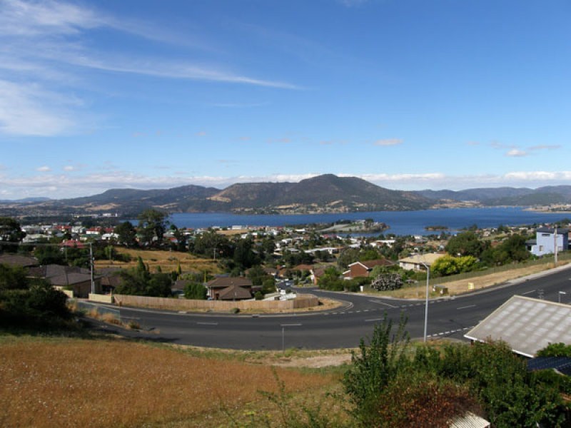2 Hardman Court, Rosetta TAS 7010