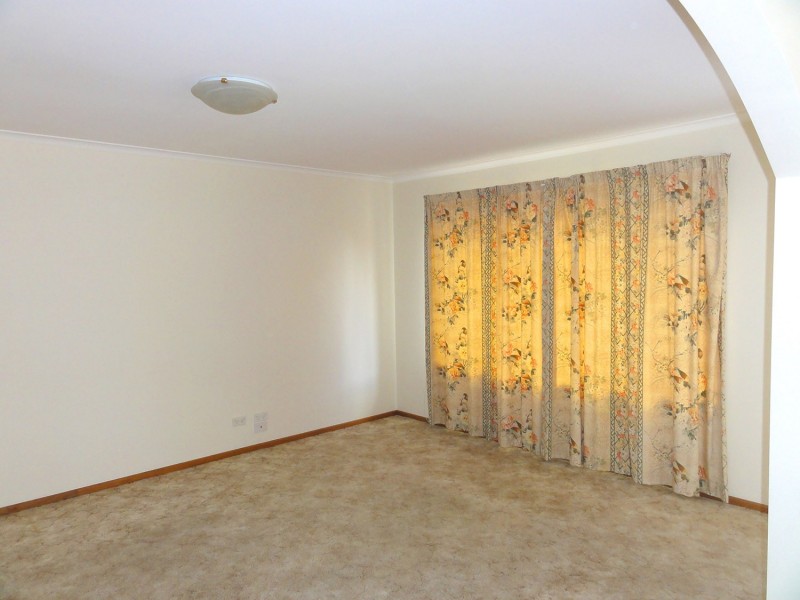 Unit 4, 8-10 Marsh Street, New Town TAS 7008