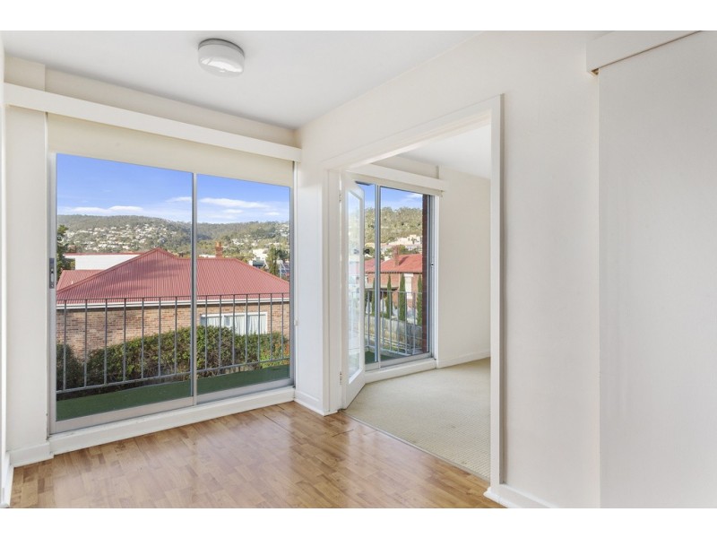10/7 View Street, Sandy Bay TAS 7005
