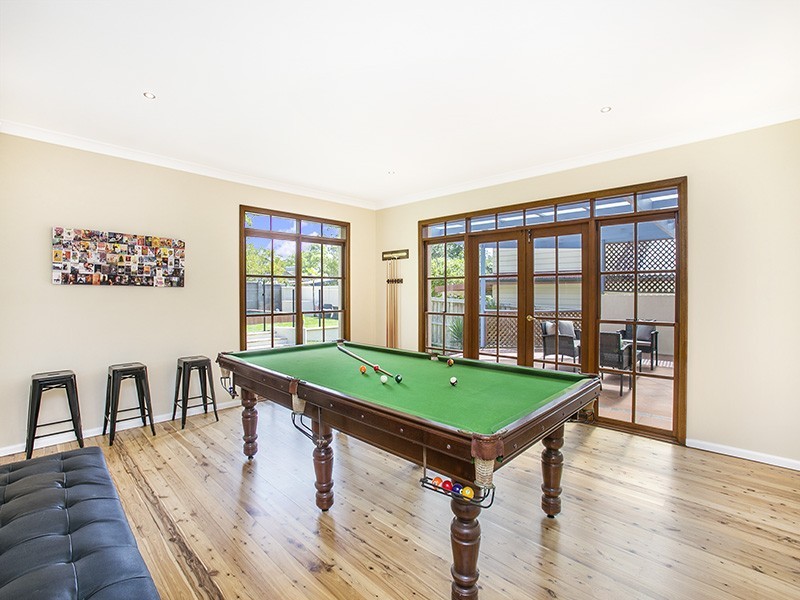 111 Woronora Crescent, Como NSW 2226