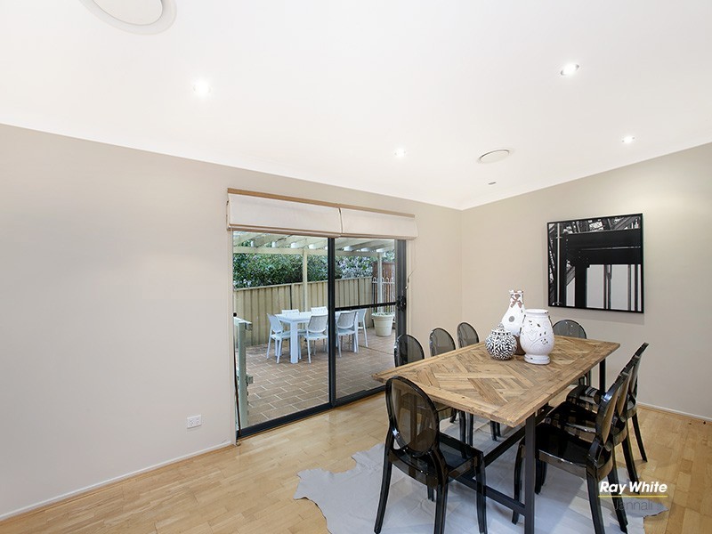 42 Laurina Avenue, Yarrawarrah NSW 2233