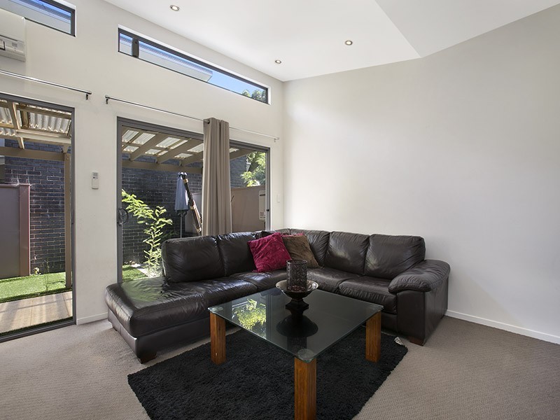 4/9 Fenton Avenue, Caringbah NSW 2229