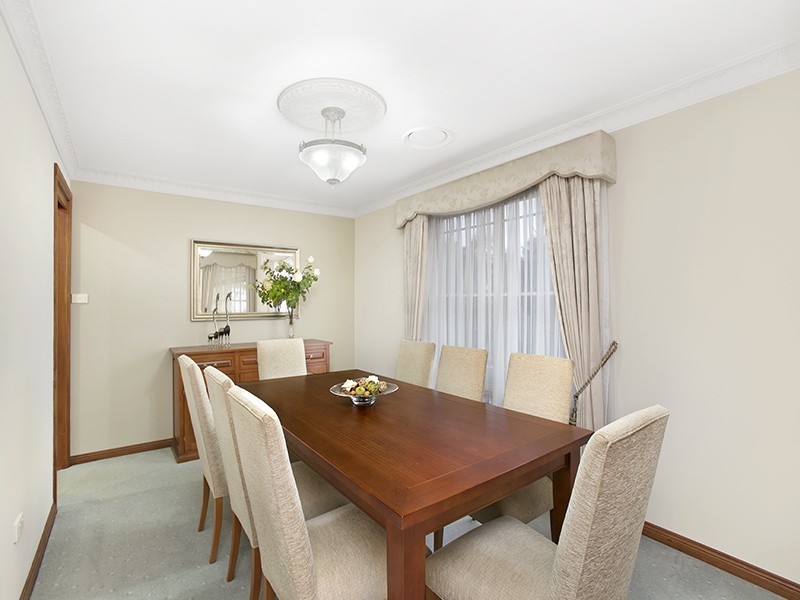 6 Mannikin Drive, Woronora Heights NSW 2233