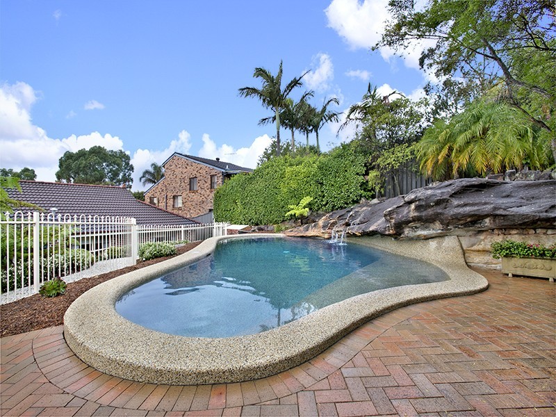 6 Mannikin Drive, Woronora Heights NSW 2233