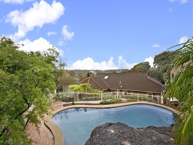 6 Mannikin Drive, Woronora Heights NSW 2233