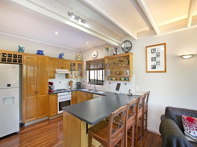 6 Myrtle Street, Loftus NSW 2232