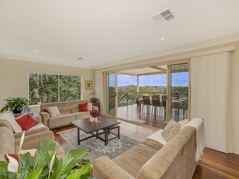 11 Warraba Street, Como NSW 2226