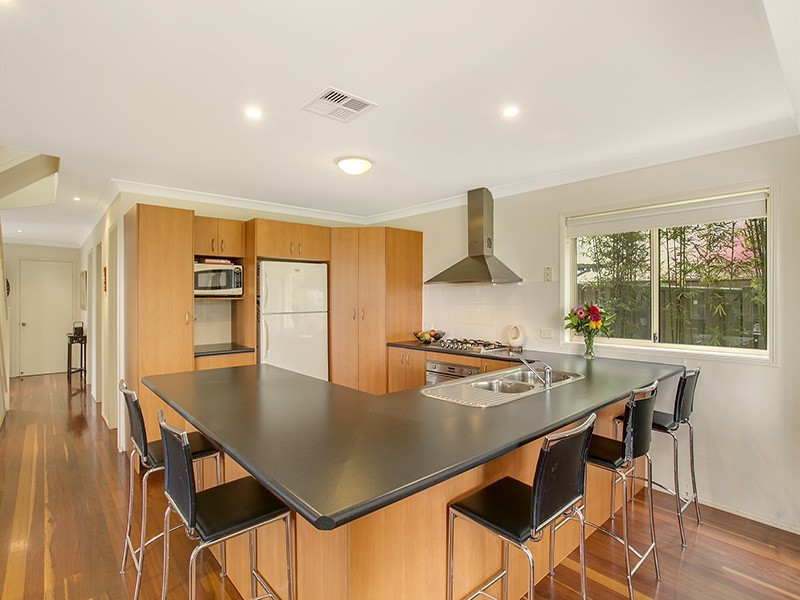 11 Warraba Street, Como NSW 2226