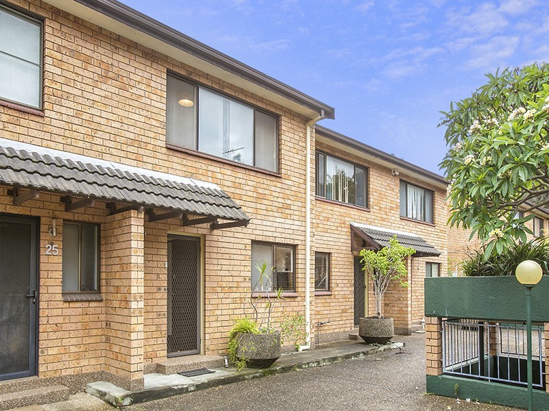 26/28-32 Railway Crescent, Jannali NSW 2226