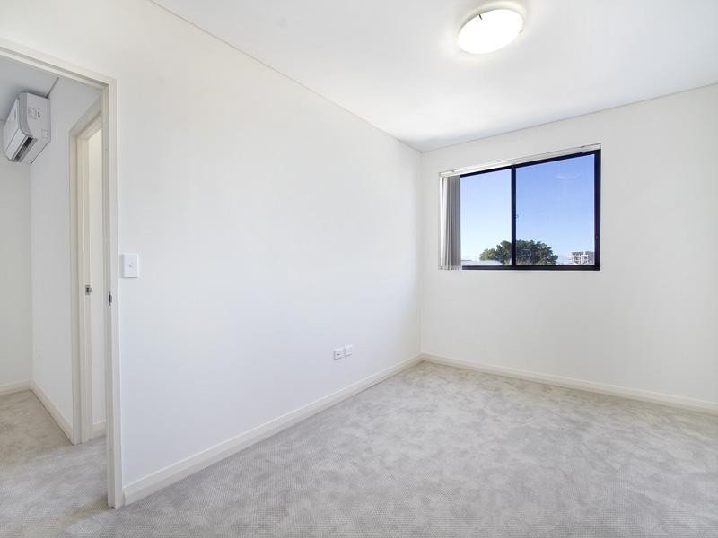17/10-18 Robertson Street, Sutherland NSW 2232