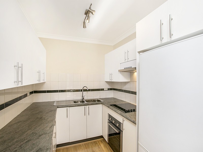42/494 President Avenue, Kirrawee NSW 2232