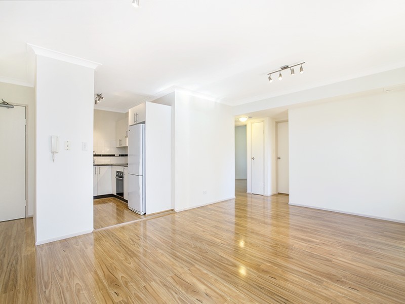42/494 President Avenue, Kirrawee NSW 2232