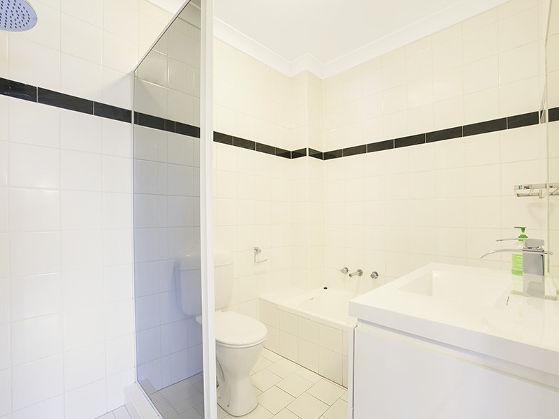 42/494 President Avenue, Kirrawee NSW 2232
