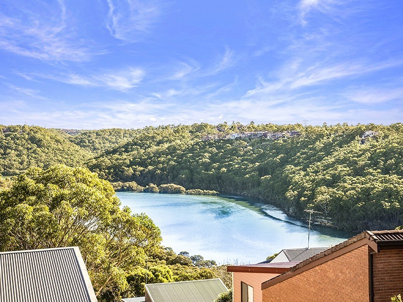 129 Woronora Crescent, Como NSW 2226