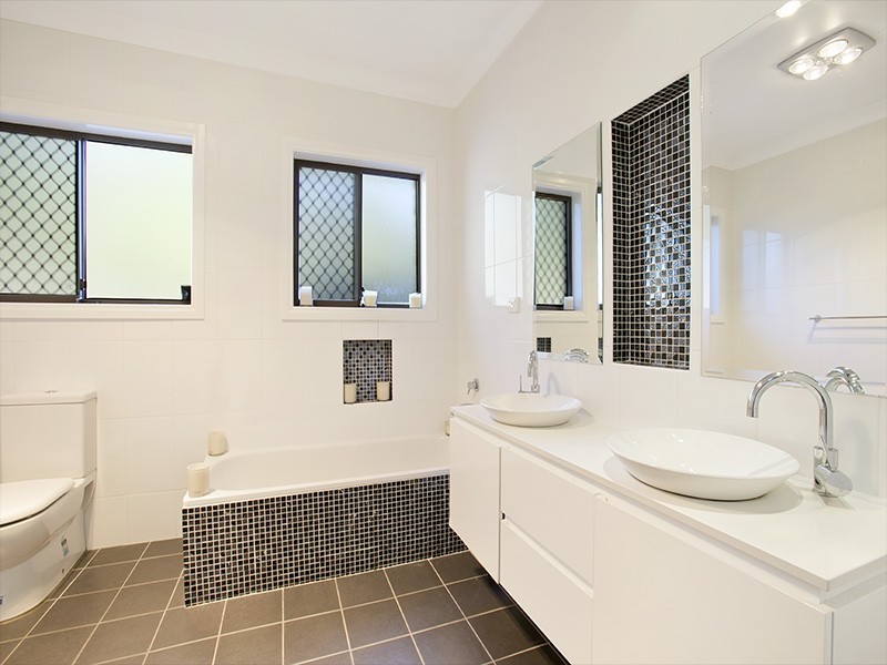 129 Woronora Crescent, Como NSW 2226