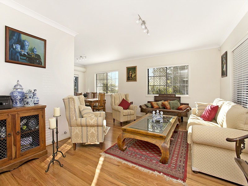 129 Woronora Crescent, Como NSW 2226