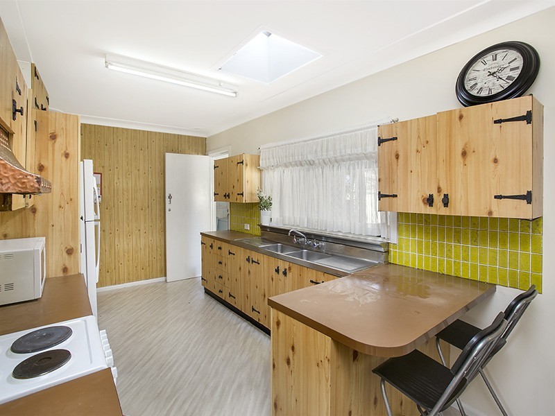 7 Lola Place, Miranda NSW 2228