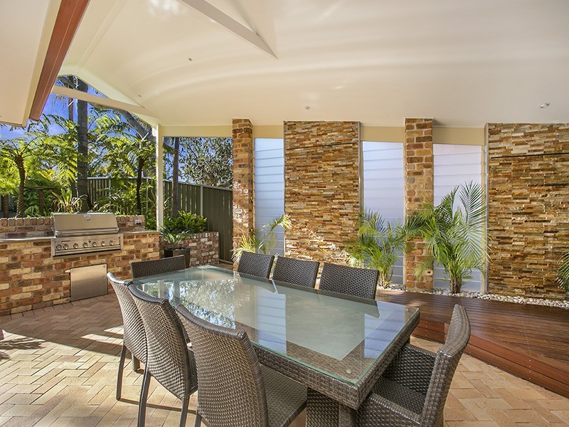 54 Albatross Cct, Woronora Heights NSW 2233