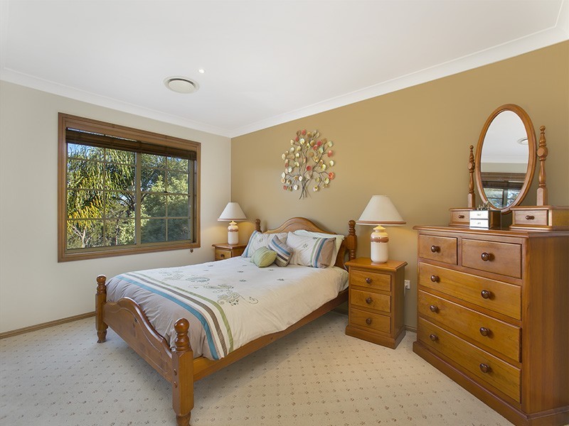 54 Albatross Cct, Woronora Heights NSW 2233