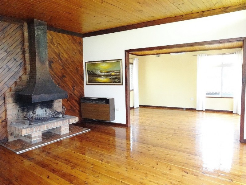 6 Wigens Avenue, Como NSW 2226