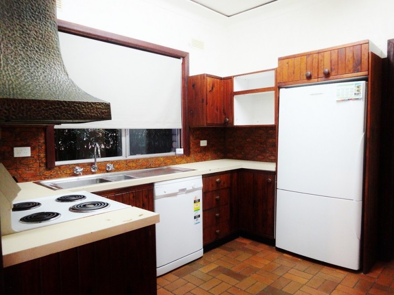 6 Wigens Avenue, Como NSW 2226