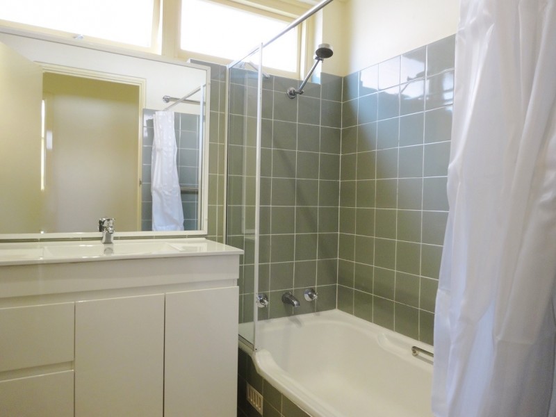 2/14 Oxley Avenue, Jannali NSW 2226