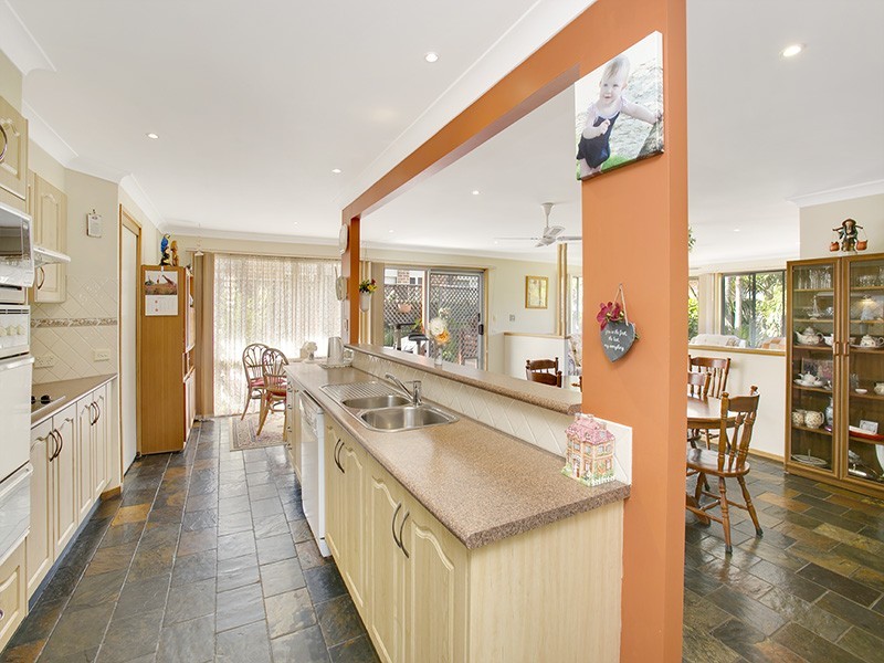 13 Fern Circuit East, Menai NSW 2234