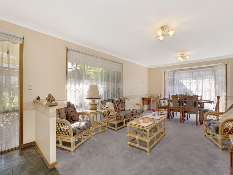 13 Fern Circuit East, Menai NSW 2234