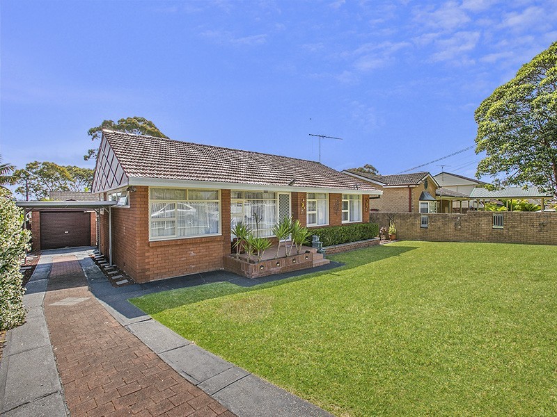 23 Tinakill Ave, Engadine NSW 2233