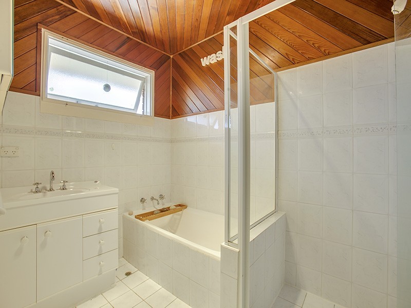 23 Tinakill Ave, Engadine NSW 2233