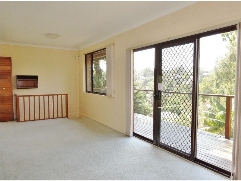 18 Wanganui Road, Kirrawee NSW 2232